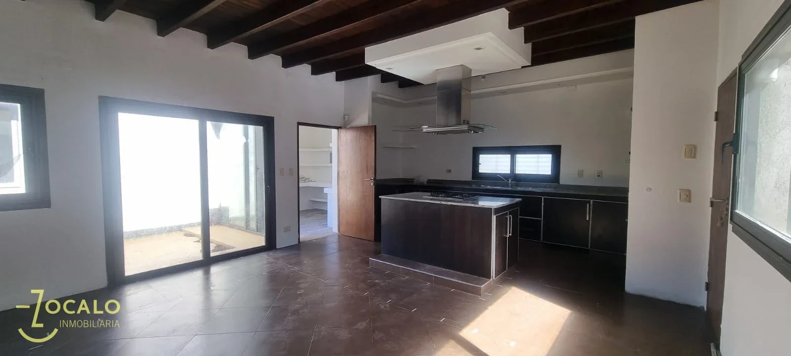 Casa en venta apta crédito en San Francisco del Monte - Imagen 2