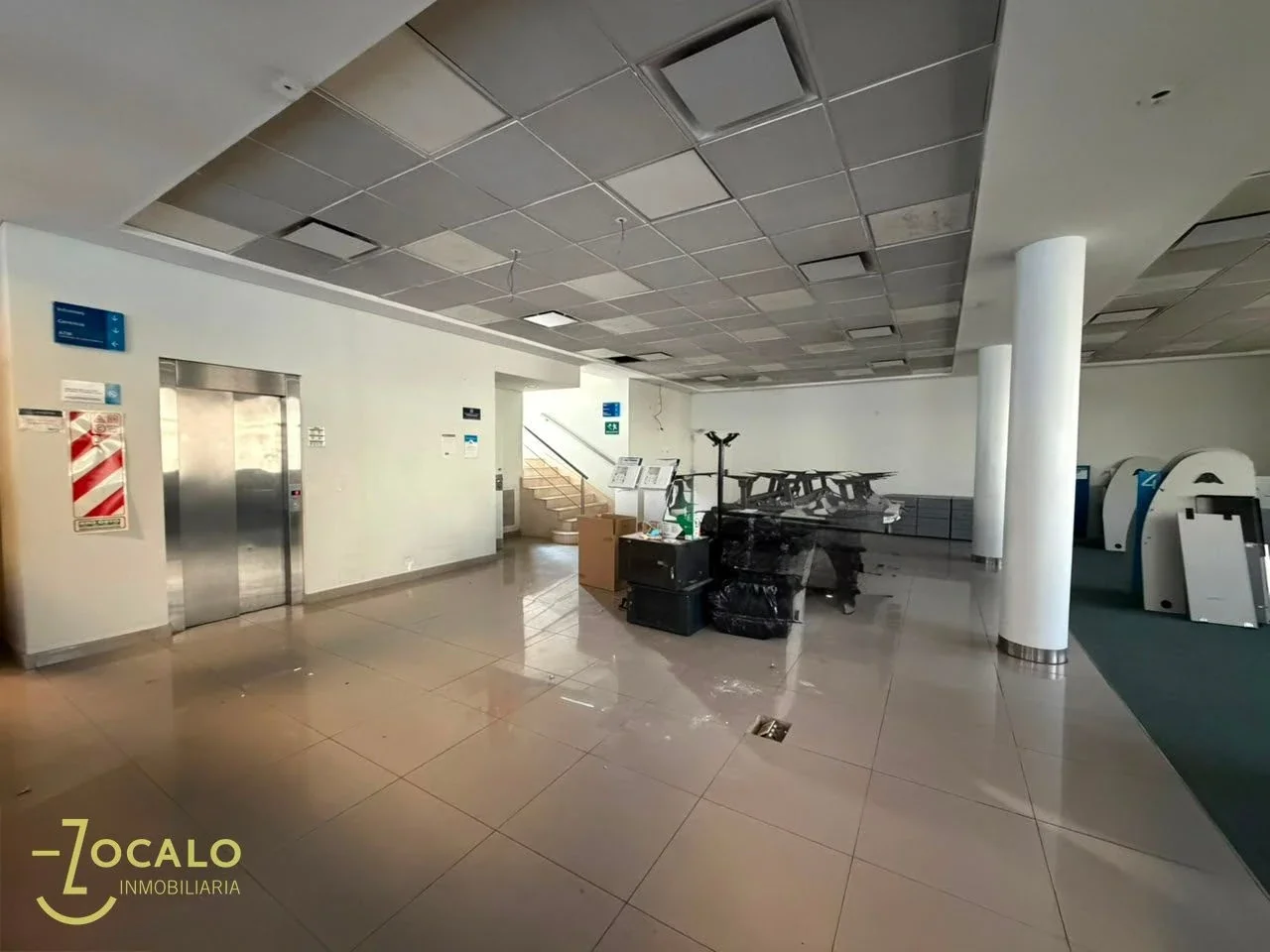 Importante local comercial en Calle Azcuénaga Guaymallén - Imagen 2
