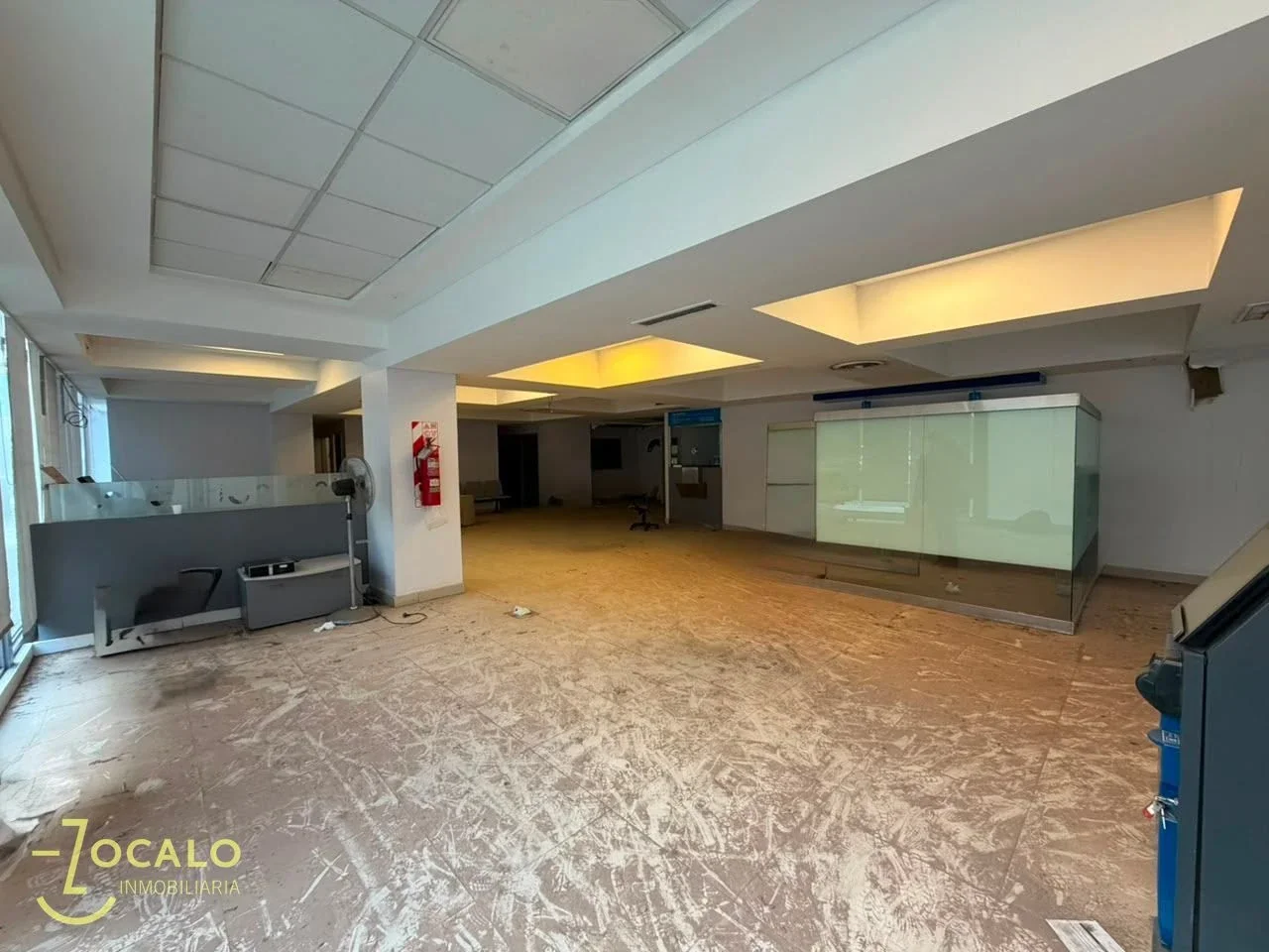 Local comercial en venta ubicado en Centro - Imagen 2
