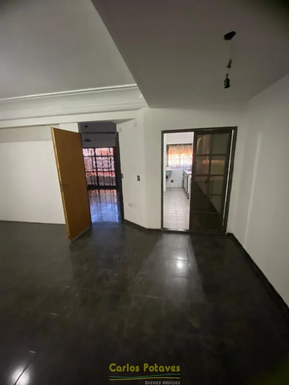 Depósito en alquiler de 53m2 ubicado en González Catán - Imagen 4