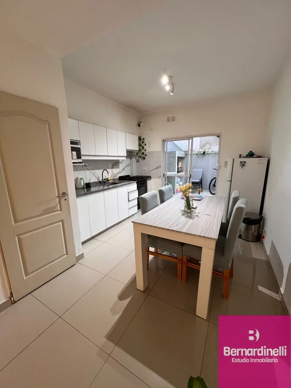 Dúplex en venta c/ cochera en San Miguel - Imagen 3