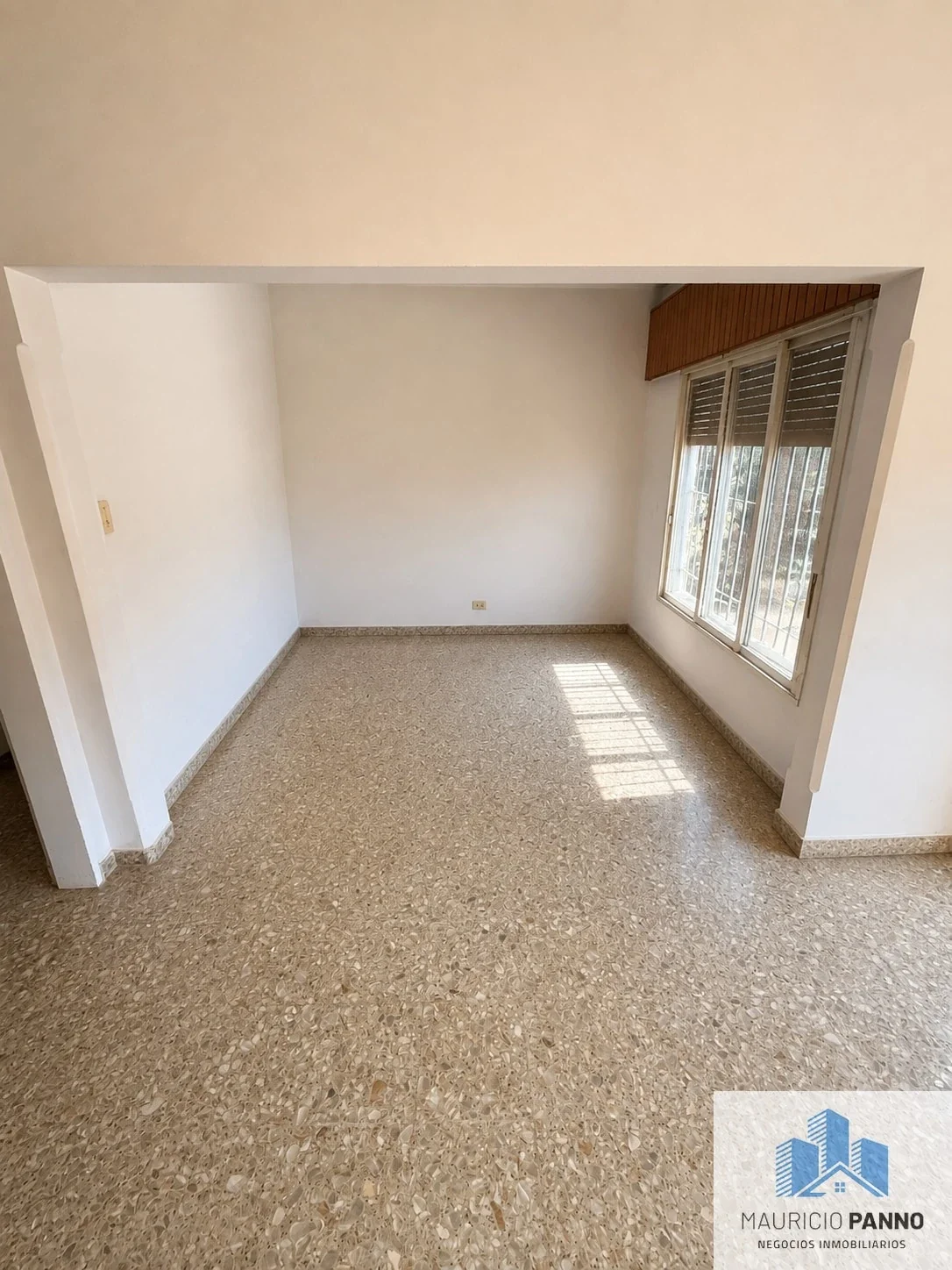 Casa en venta c/ cochera en Capitán Sarmiento - Imagen 3