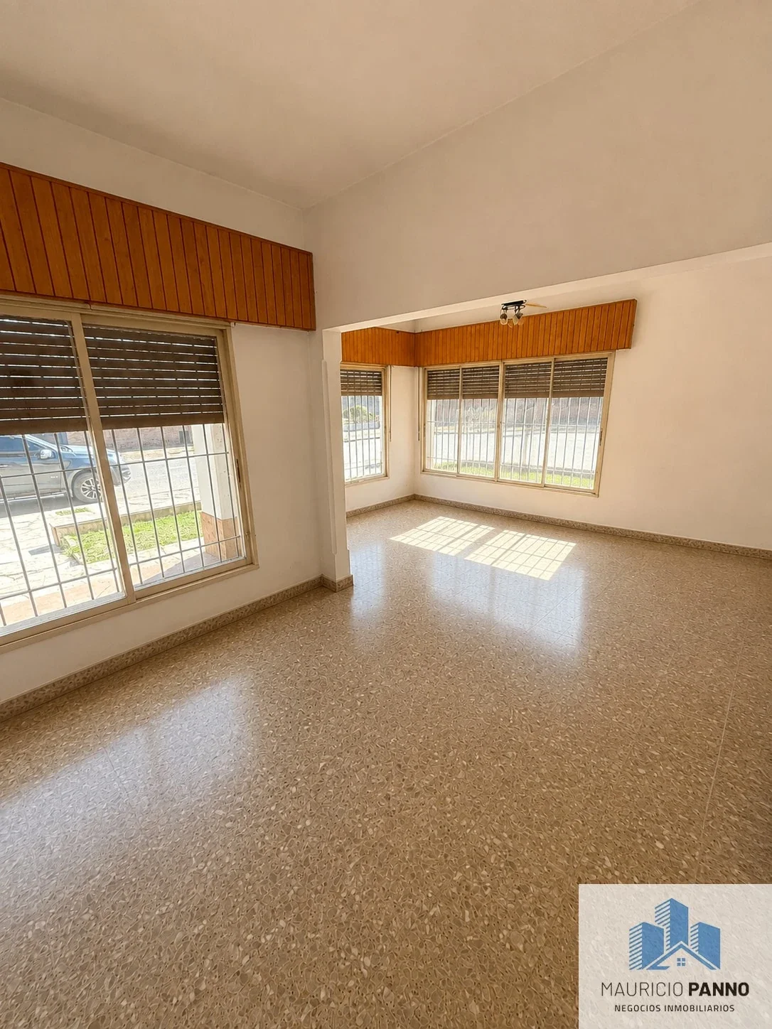 Casa en venta c/ cochera en Capitán Sarmiento - Imagen 4