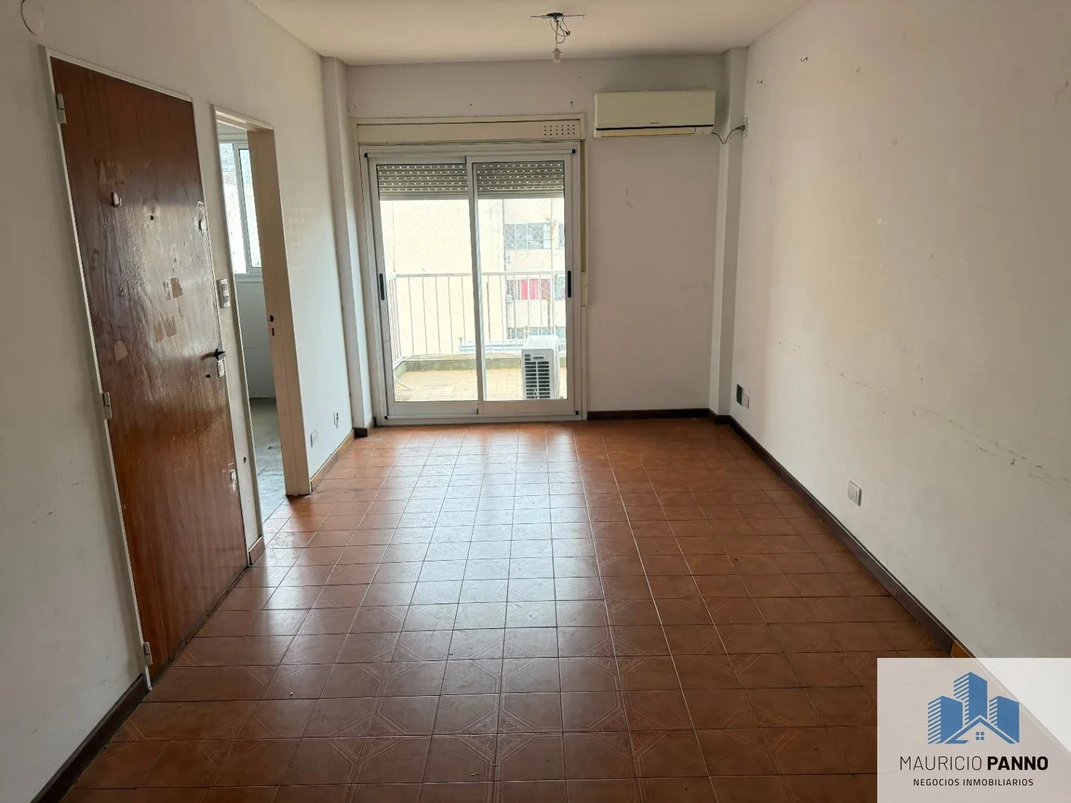 Excelente Departamento de 3 Ambientes con Balcón Al Frente en Flores - Imagen 2