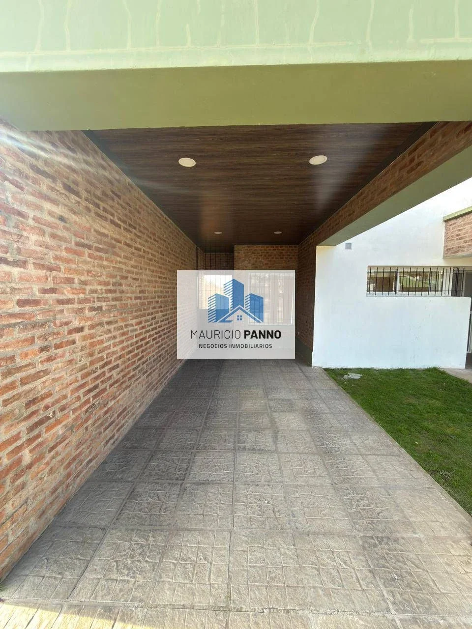 Casa en alquiler c/ cochera en Capitán Sarmiento - Imagen 2
