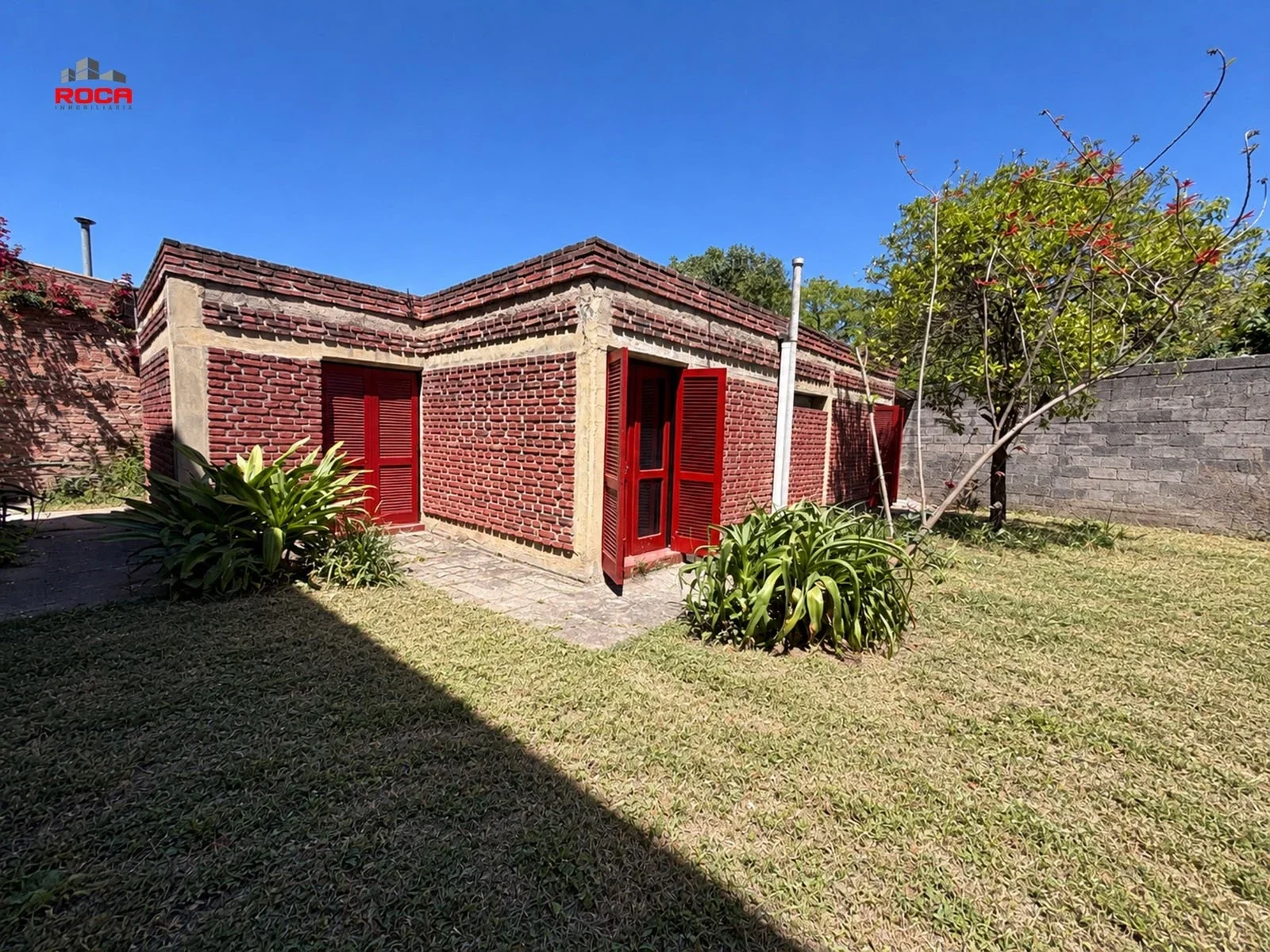 Casa en venta c/ cochera en Chijra - Imagen 1