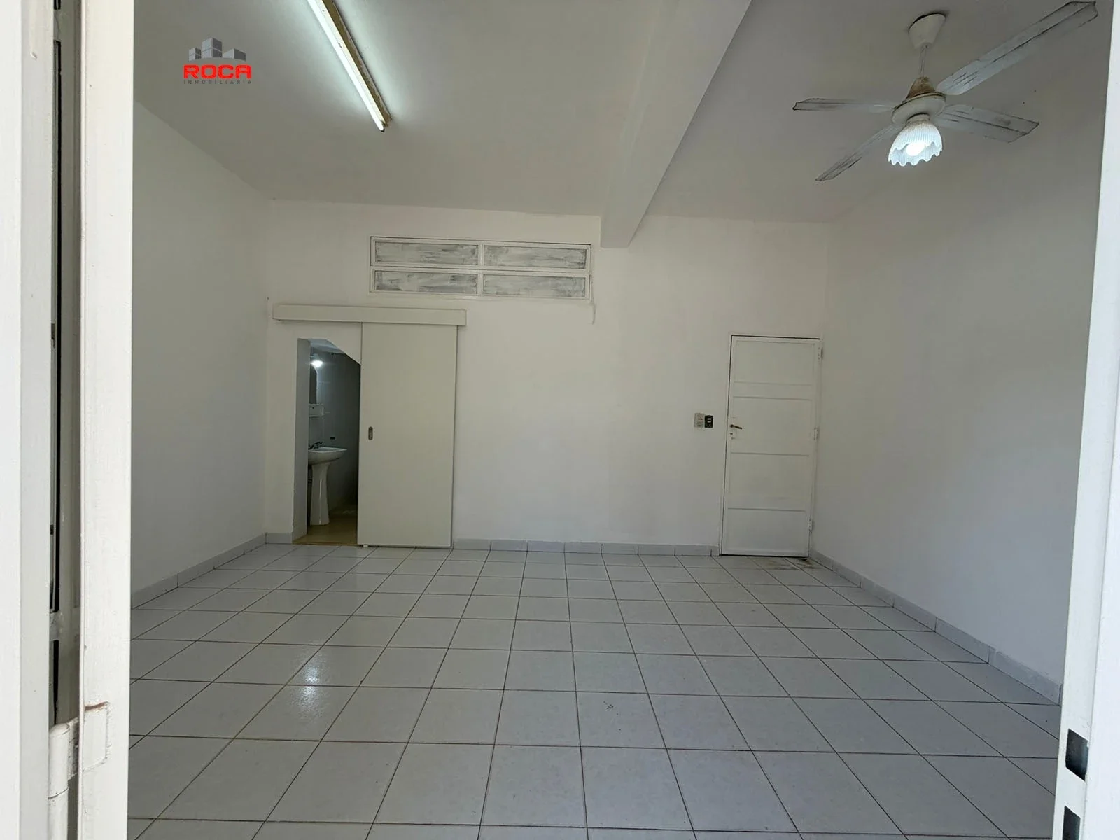Gran oportunidad en Perico: Propiedad comercial y residencial en venta - Imagen 4