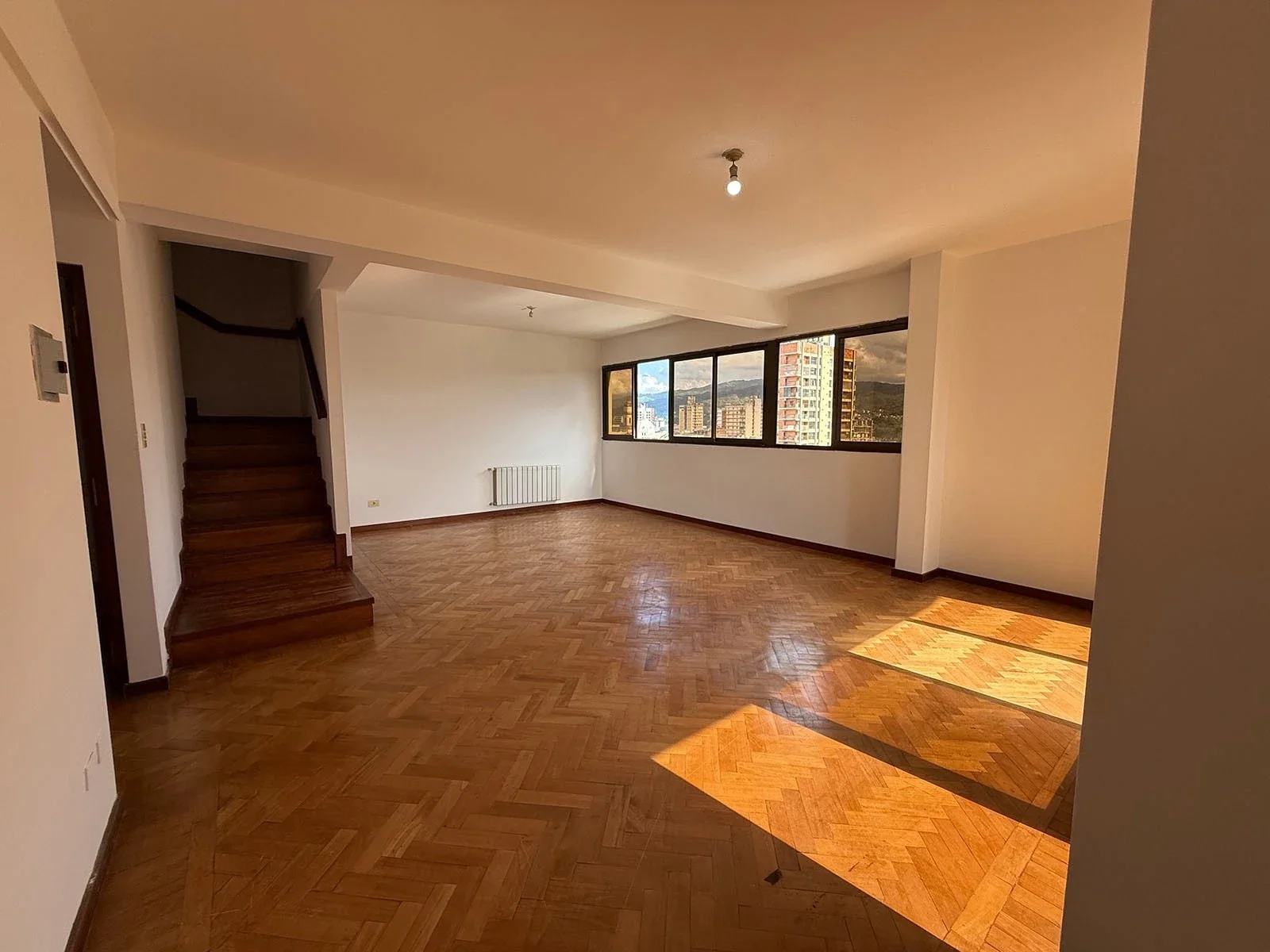 Departamento en alquiler | Edificio Culturarte – Pleno centro - Imagen 3