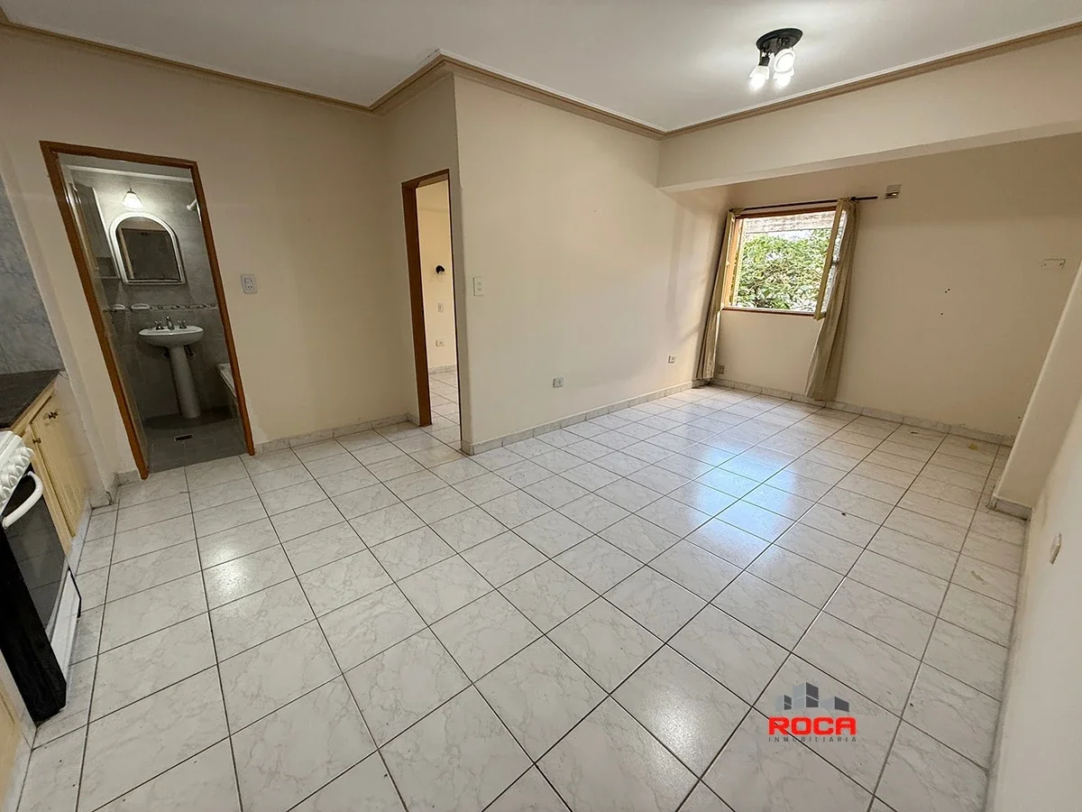 Departamento en alquiler  a pasos del parque San Martín - Imagen 2