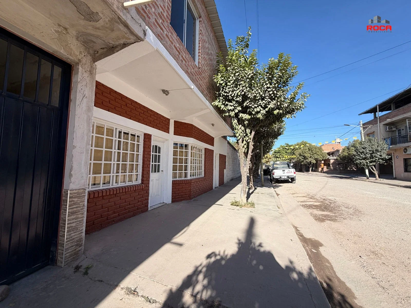 Gran oportunidad en Perico: Propiedad comercial y residencial en venta - Imagen 2