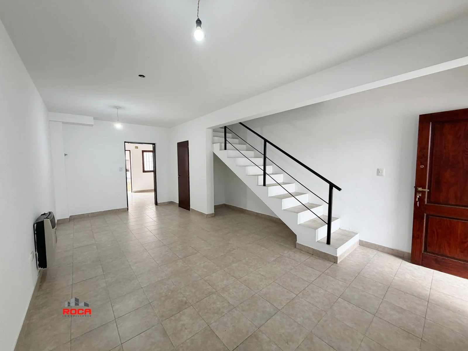 Casa en alquiler c/ cochera en Bajo la Viña - Imagen 2