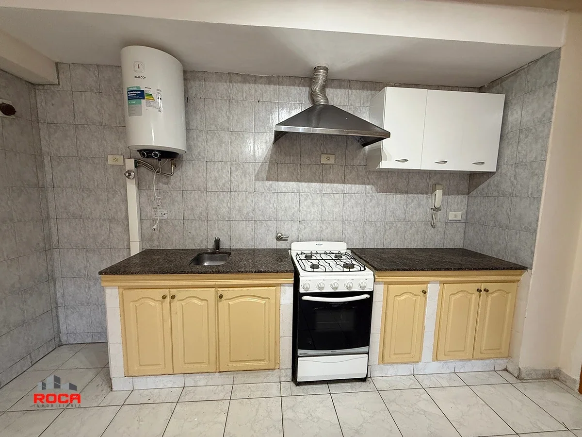 Departamento en alquiler  a pasos del parque San Martín - Imagen 4