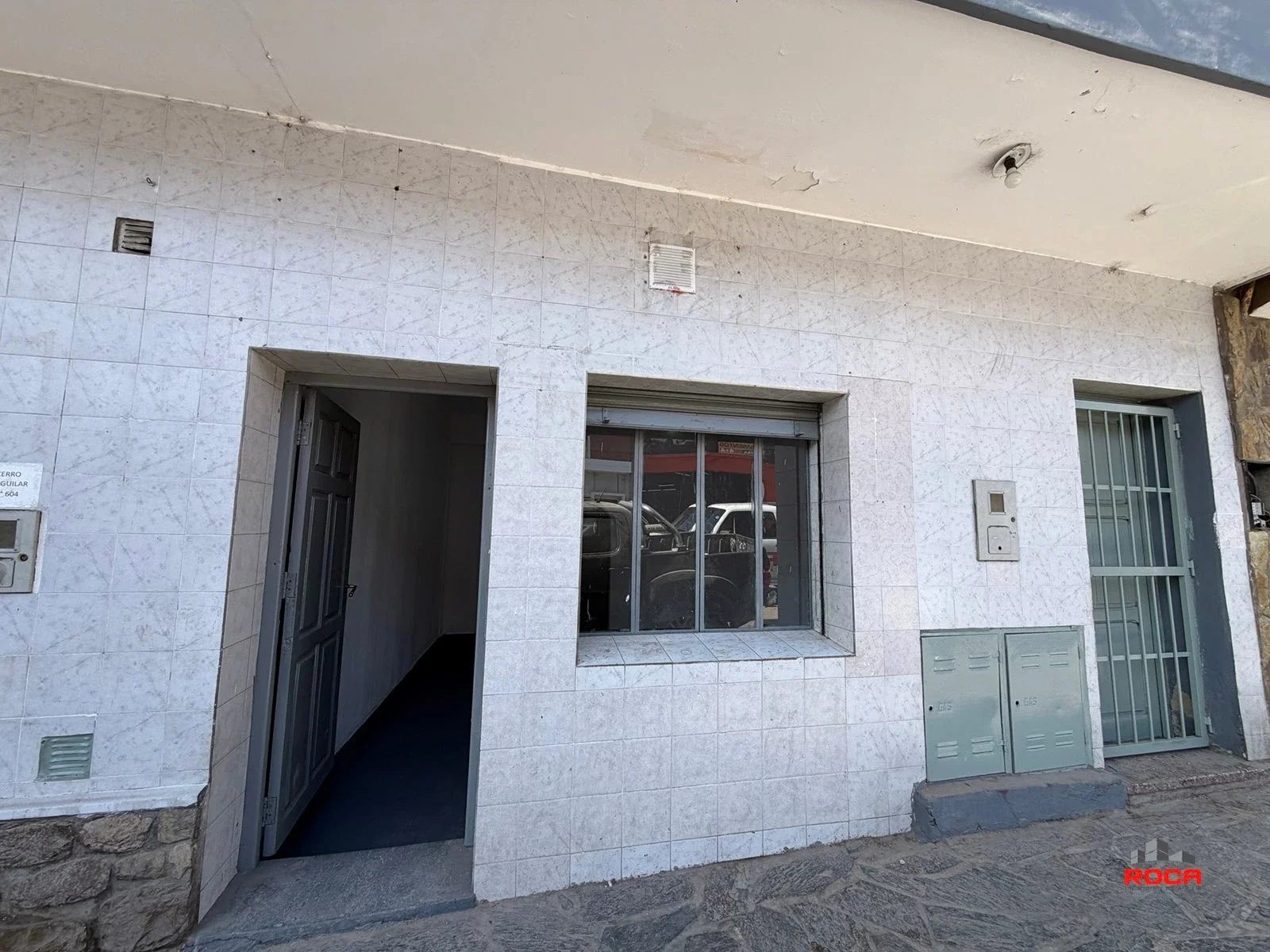 Local comercial en alquiler | Barrio Luján – Calle Cerro Aguilar - Imagen 1