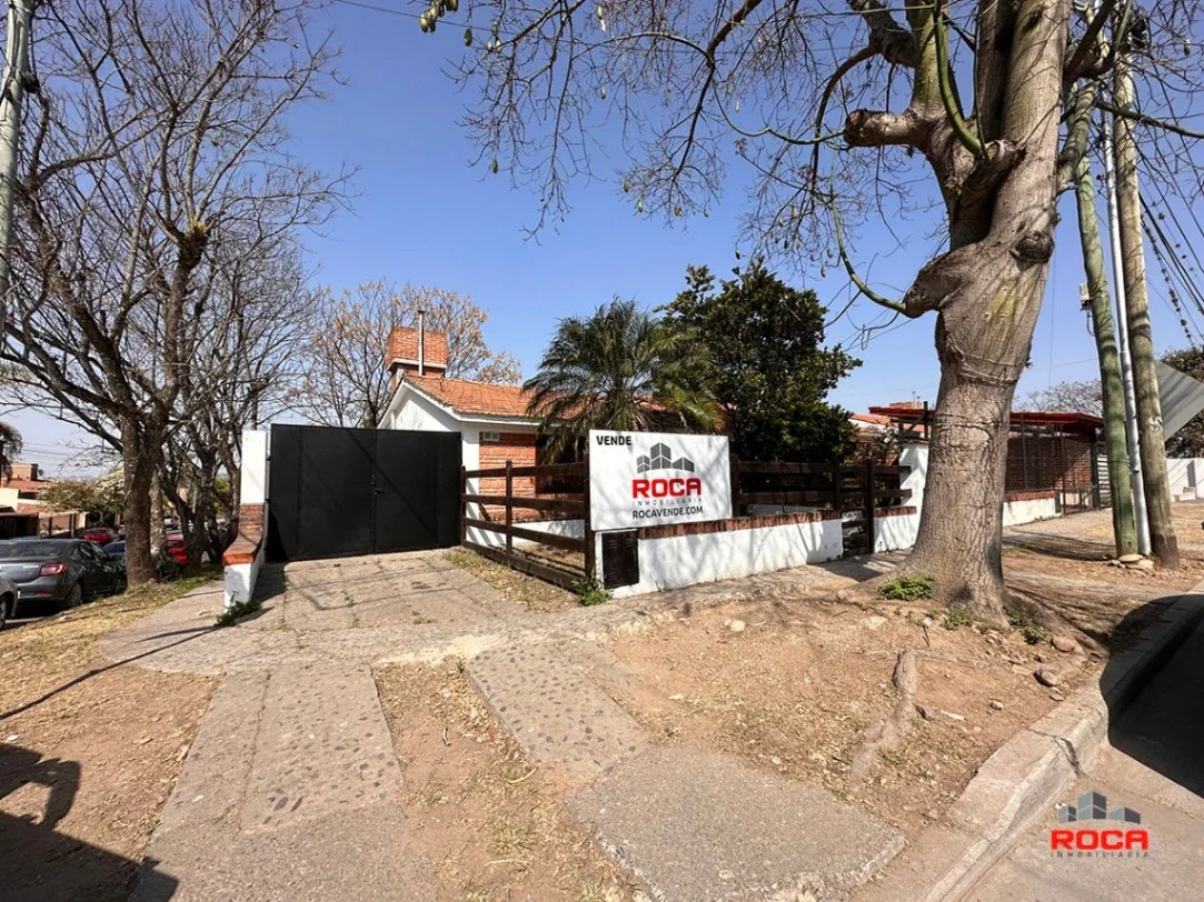 Casa en alquiler en Bajo La Viña – Esquina con excelente ubicación - Imagen 2