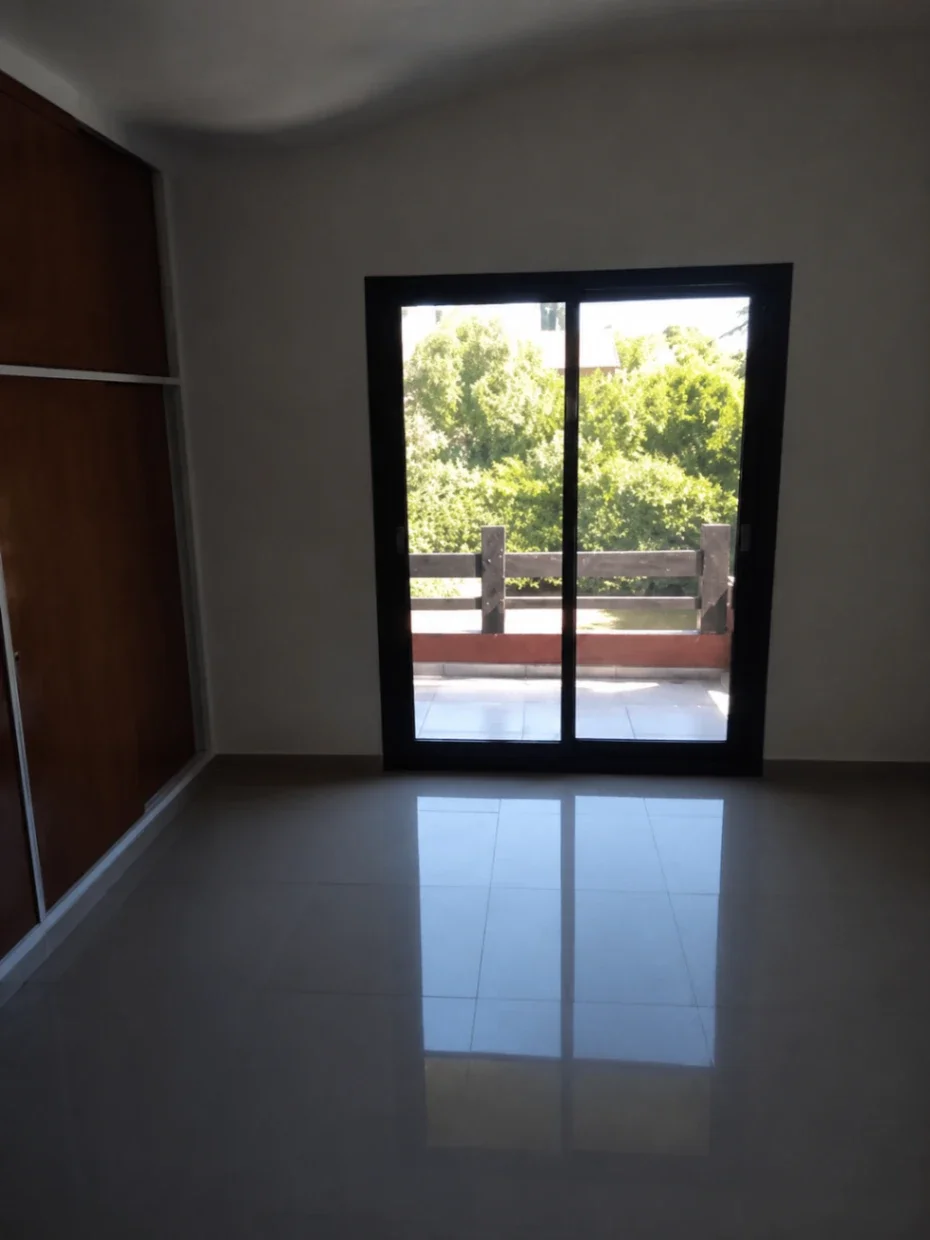 Chalet en venta c/ cochera en Mapuche - Imagen 4