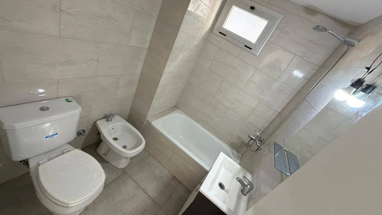 Departamento en alquiler c/ cochera en San Miguel - Imagen 5