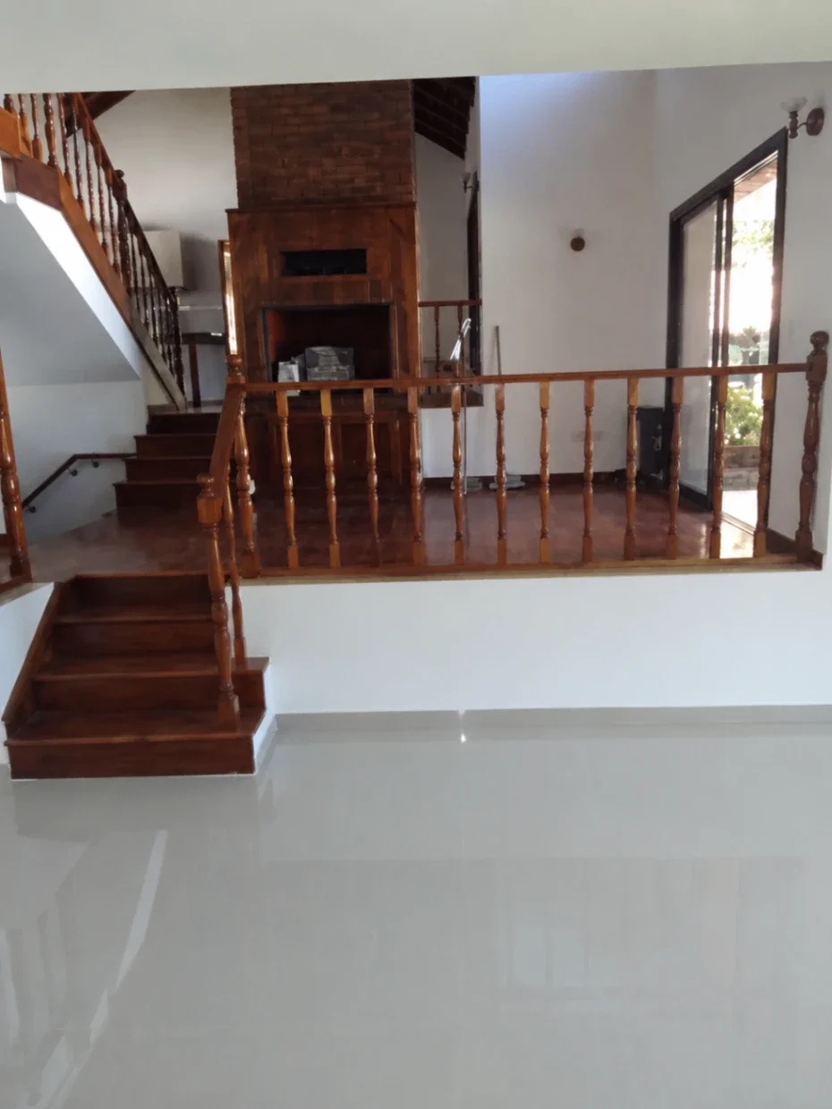 Chalet en venta c/ cochera en Mapuche - Imagen 2