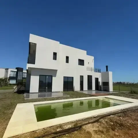 Casa en venta c/ cochera en San Sebastián - Imagen 5