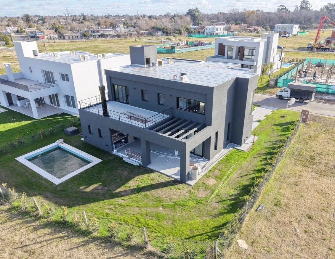 Casa en venta c/ cochera en San Miguel - Imagen 1