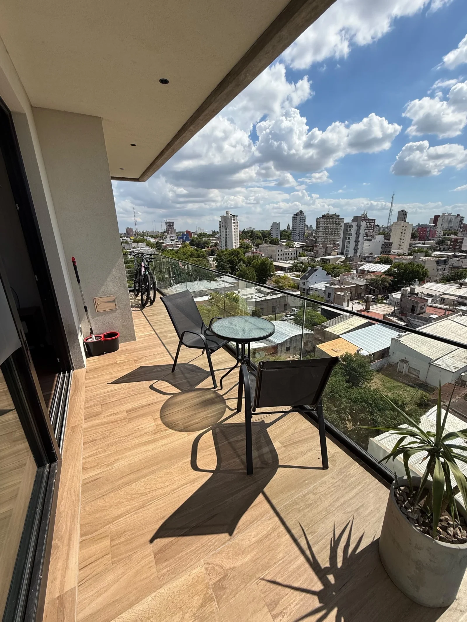 Departamento en venta c/ cochera en Campana - Imagen 1