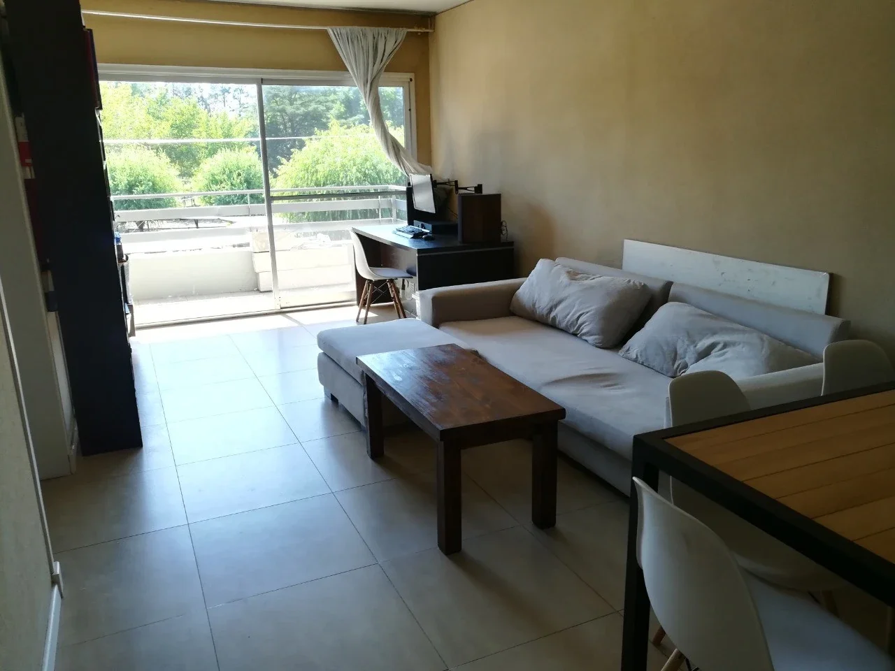 Departamento en alquiler en Champagnat - Imagen 1