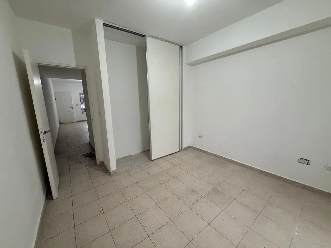 Departamento en alquiler c/ cochera en San Miguel - Imagen 5