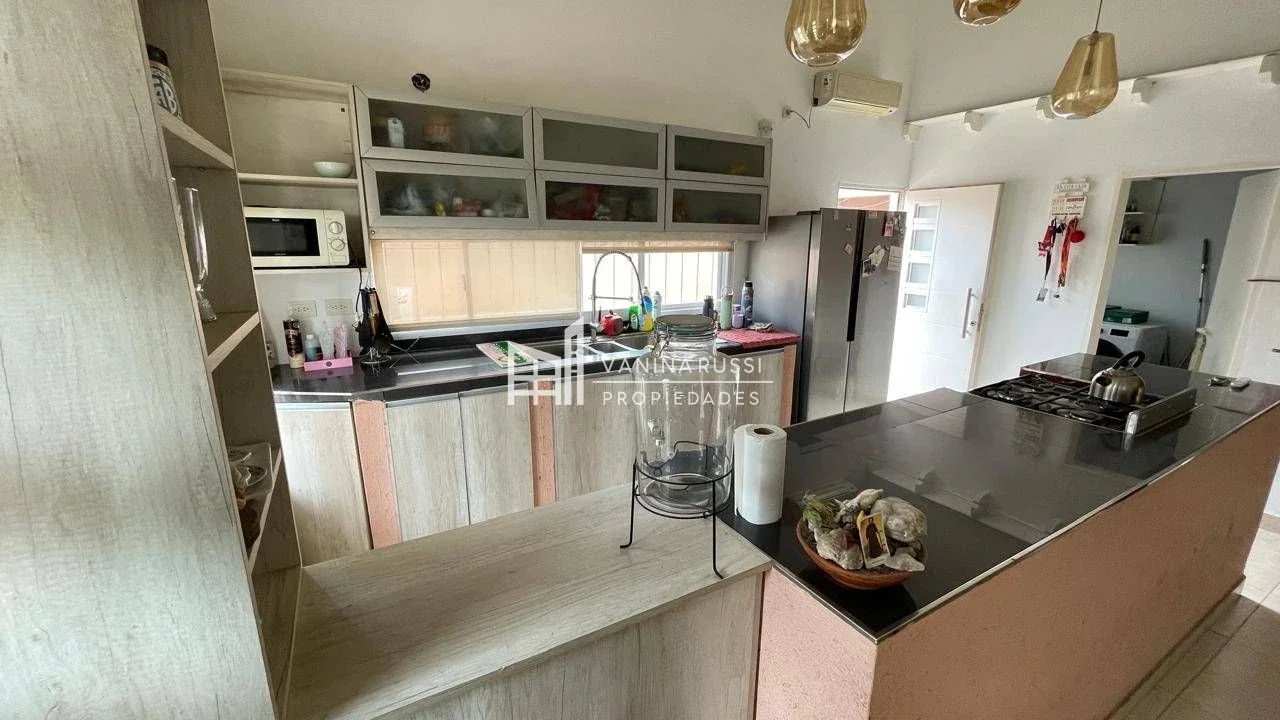 CASA DE 5 AMBIENTES EN ALQUILER - INGENIERO MASCHWITZ - Imagen 3