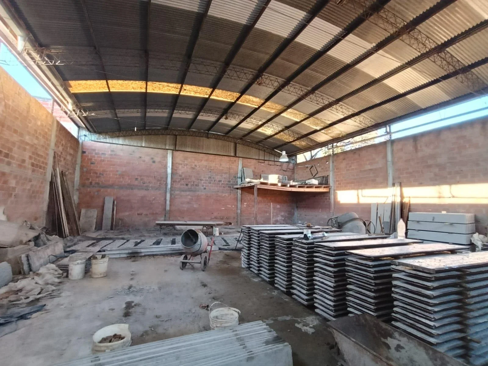 Galpón en alquiler de 900m2 ubicado en Paso del Rey - Imagen 4