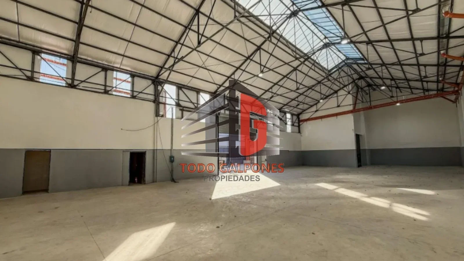 Galpón en alquiler de 900m2 ubicado en Barracas - Imagen 1