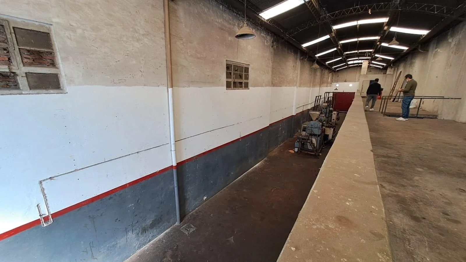 Galpòn 560m² S/Lote 8,66*50 Fza. Motriz T2(15KwA) - Imagen 5