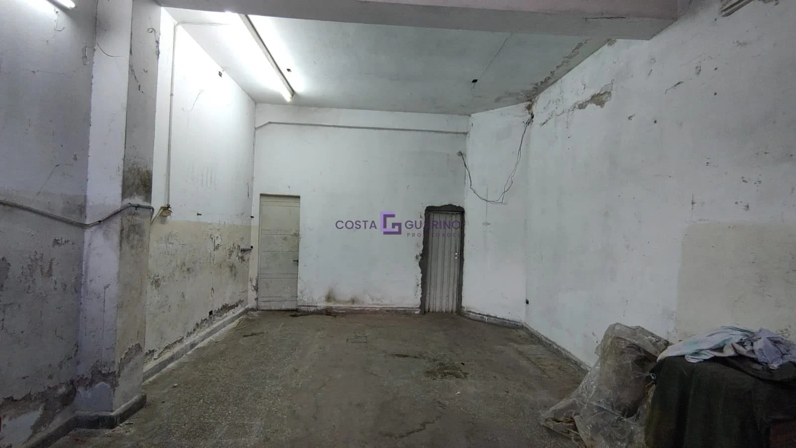 Local de 32 m² con Trifásica - Imagen 2