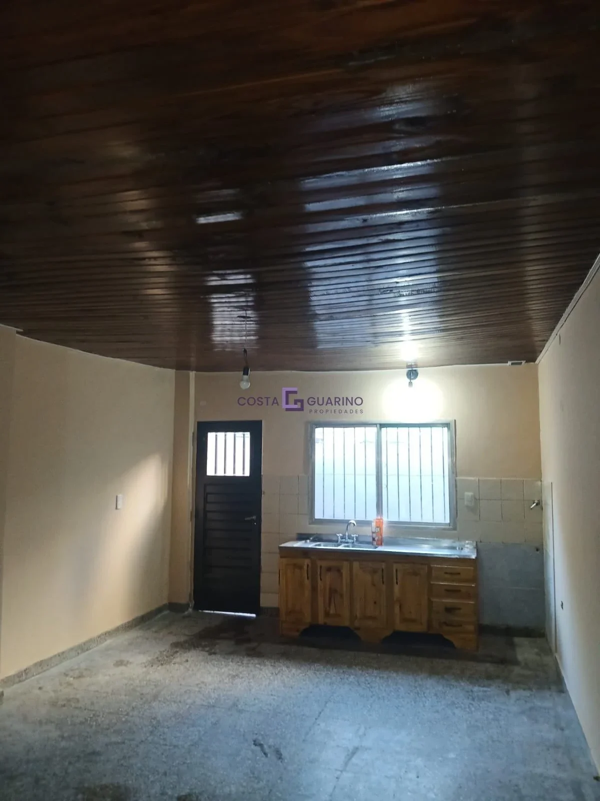 PH de 3 ambientes al frente con patio - Imagen 3