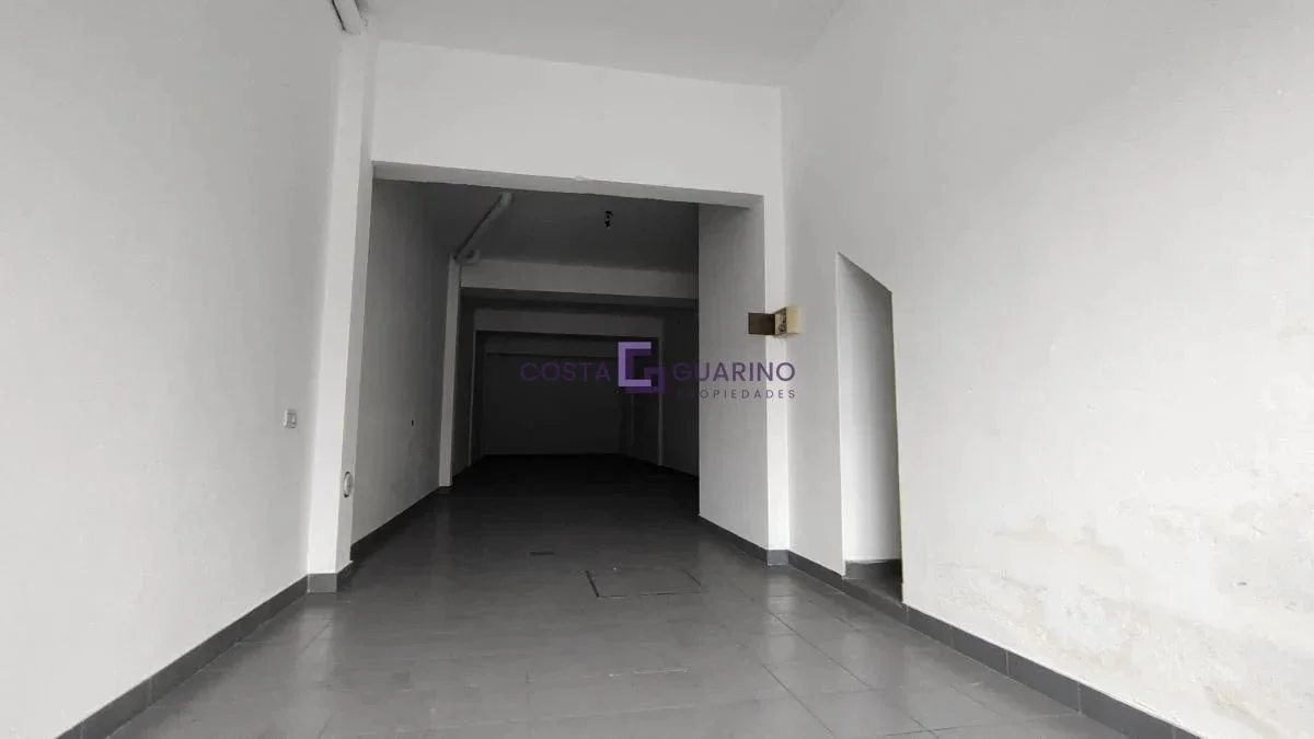 Local comercial de 80 m² ubicado sobre Avenida Juan Manuel de Rosas - Imagen 2