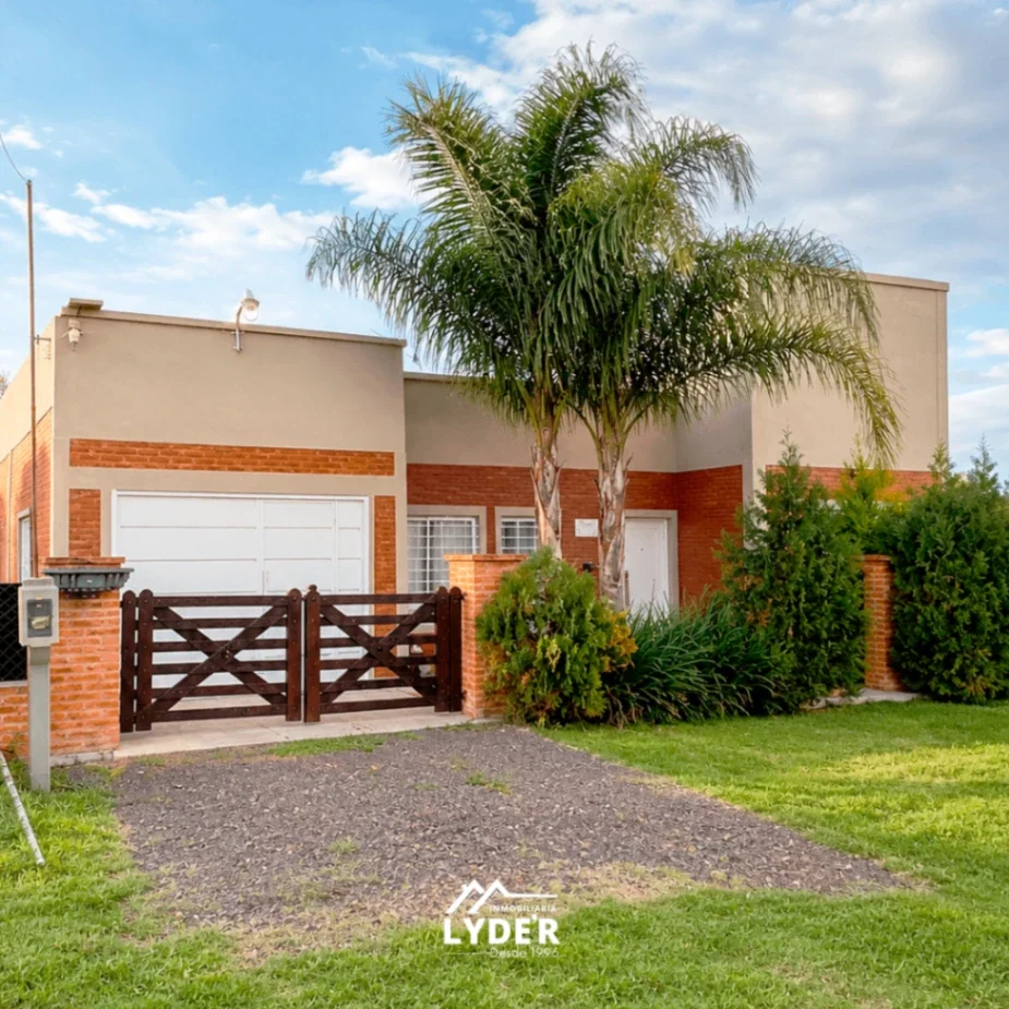 Casa quinta en venta. Barrio "LA MANSA". - Imagen 2