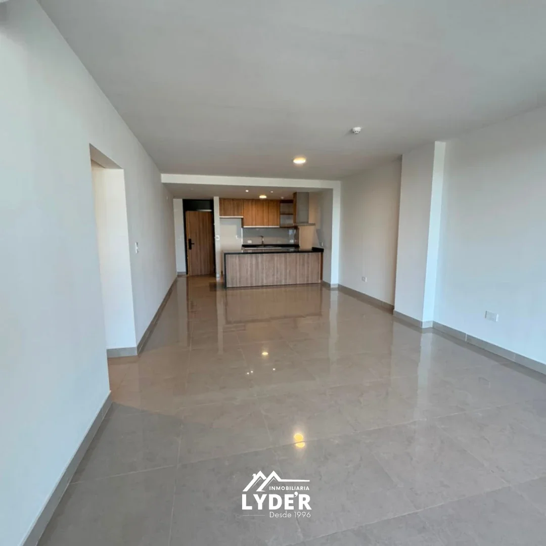Semipiso en Alquiler. Santa Fe 745. - Imagen 4