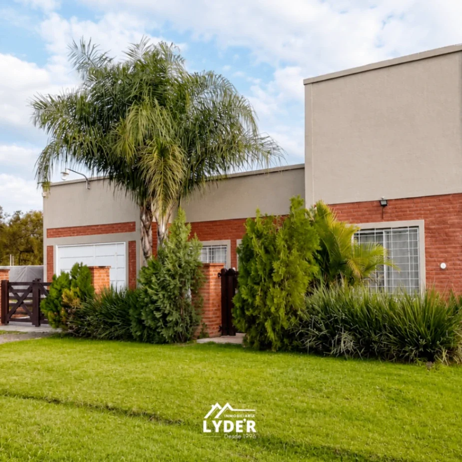 Casa quinta en venta. Barrio "LA MANSA". - Imagen 3