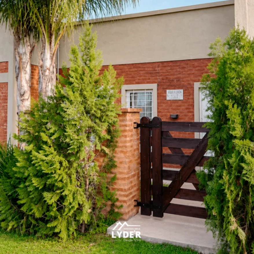 Casa quinta en venta. Barrio "LA MANSA". - Imagen 4