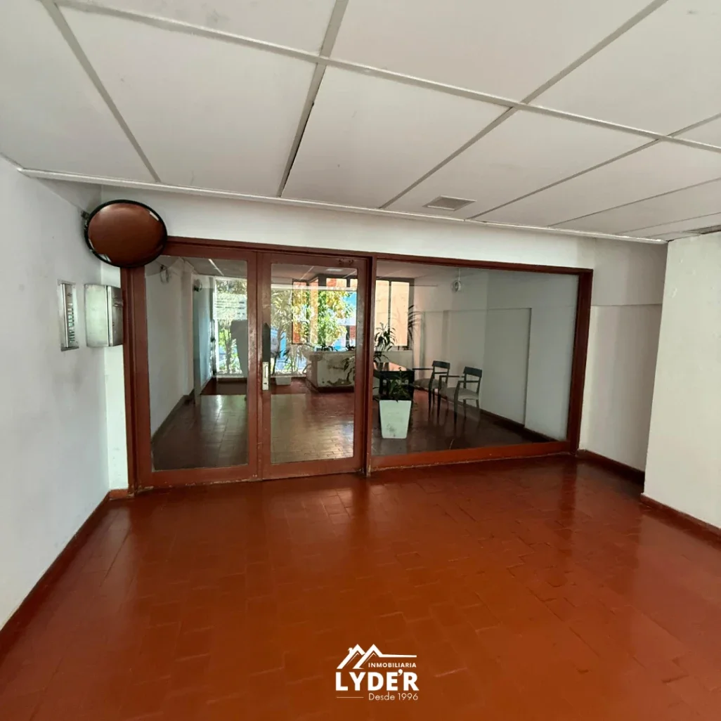 Departamento en alquiler de 2 dormitorios. Colón 66 - Imagen 2