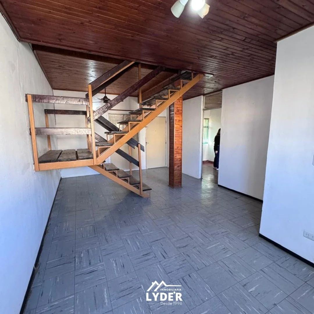 Dúplex en alquiler en San Cayetano - Imagen 1