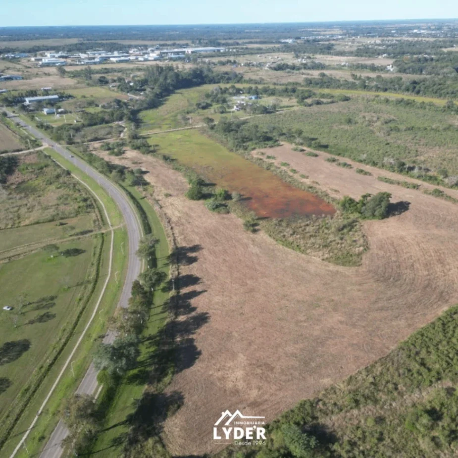 Terreno / Lote en venta de 9ha ubicado en Puerto Tirol sobre Asfalto - Imagen 4