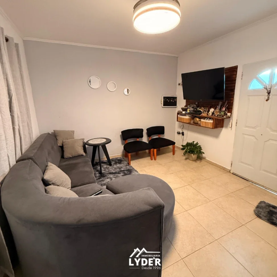 Casa para renta + DOS monoambiente en venta. Barrio Golf. - Imagen 3