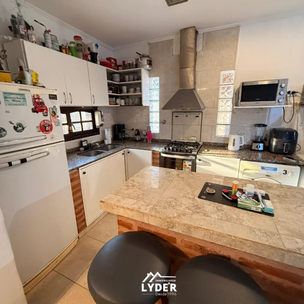 Casa para renta + DOS monoambiente en venta. Barrio Golf. - Imagen 5