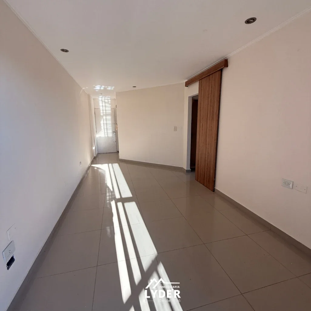 Departamento en alquiler c/ cochera. Pellegrini 440. 8vo Piso, frente. - Imagen 3