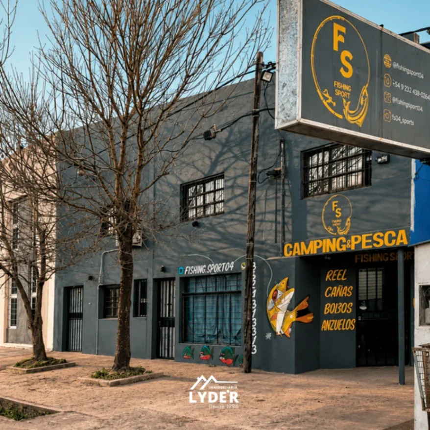 Depósito en venta con oficinas. Ubicado a metros de Av. Sabin. - Imagen 1