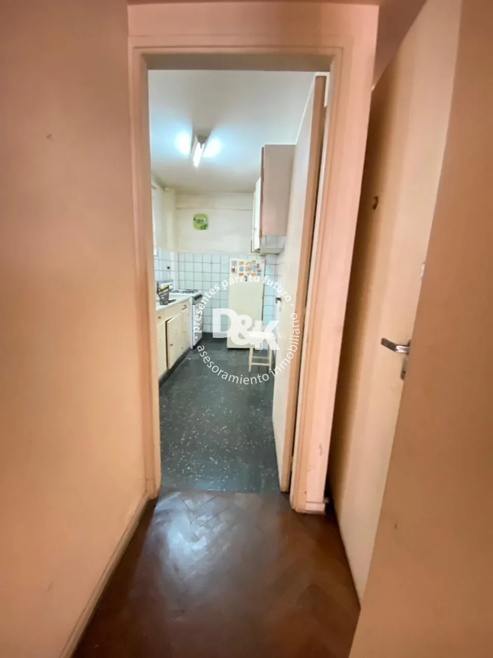 Departamento en venta de 2 dormitorios a refaccionar en Recoleta - Imagen 4