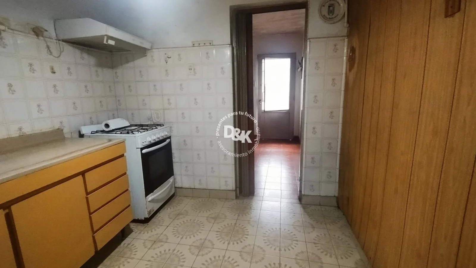 Casa en venta a refaccionar de 3 dormitorios en Jose Leon Suarez - Imagen 5