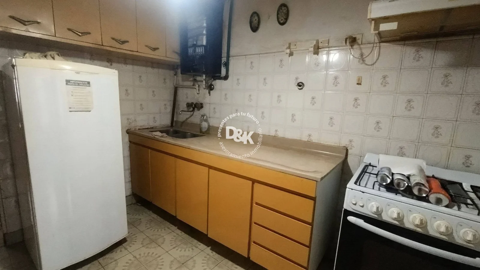 Casa en venta a refaccionar de 3 dormitorios en Jose Leon Suarez - Imagen 4