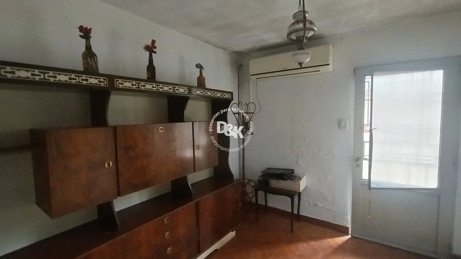Casa en venta a refaccionar de 3 dormitorios en Jose Leon Suarez - Imagen 2