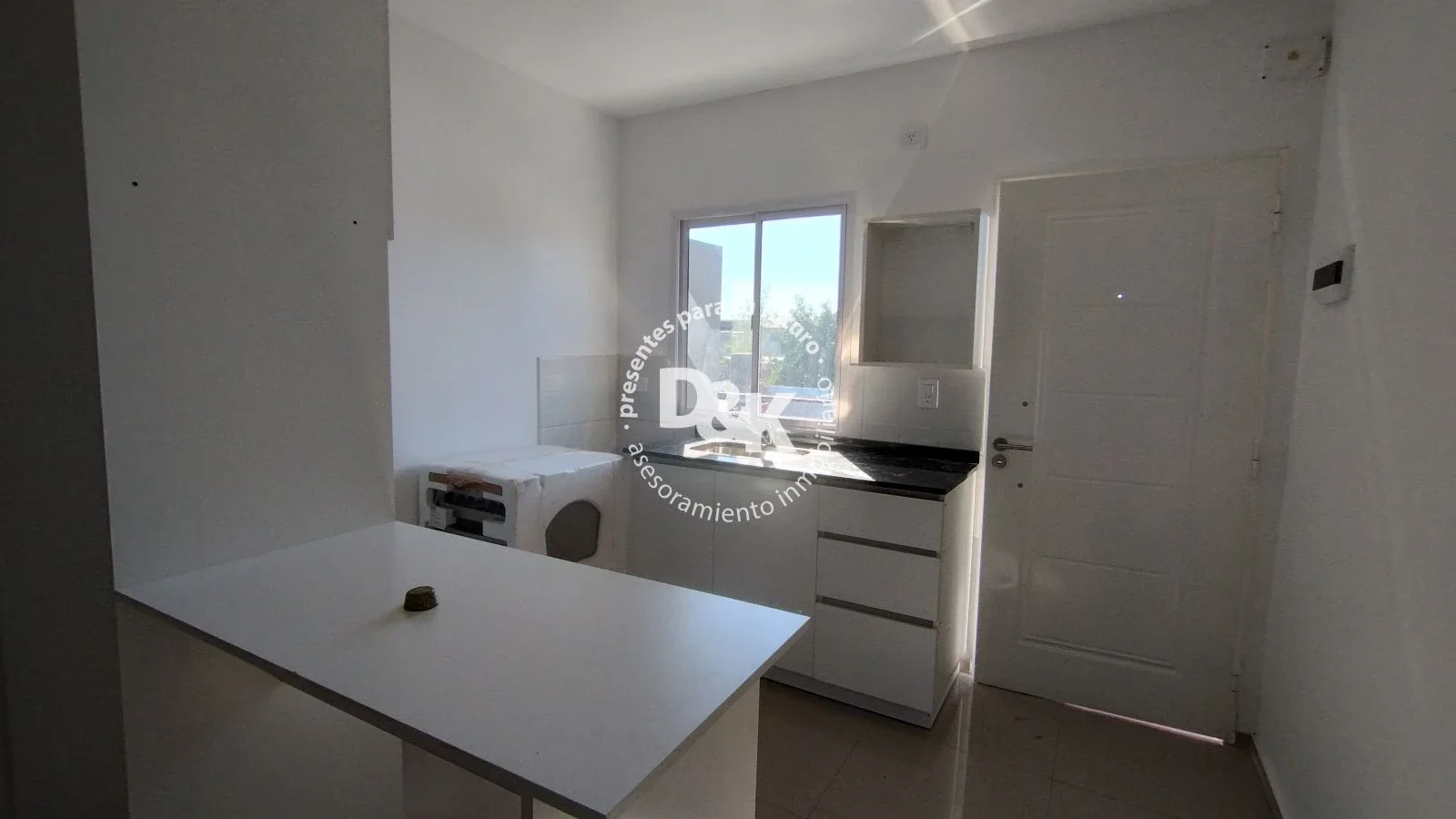 Monoambiente en venta planta baja en complejo a estrenar - Imagen 2