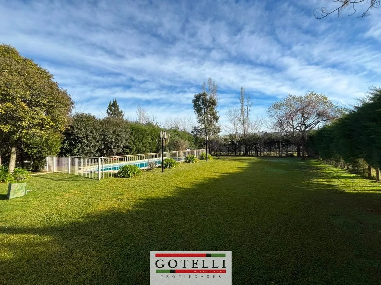Venta Canning Chalet de 6 Ambientes Lote de 1080 m2 Super Completa c/Piscina - Imagen 4